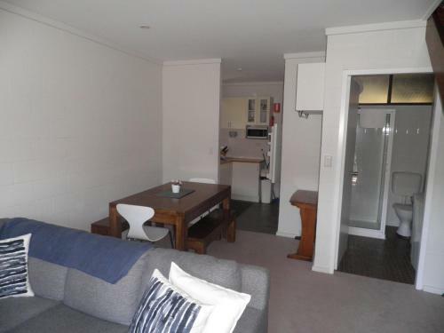Great Value Threbdo Apartment