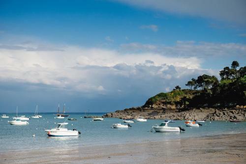 Cancale, Les Hauts de La Houle, Maison Avec Piscine