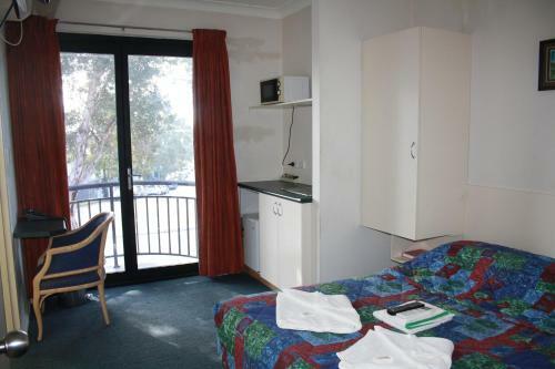 Linwood Lodge Motel