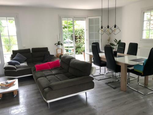 Maison De Lilie