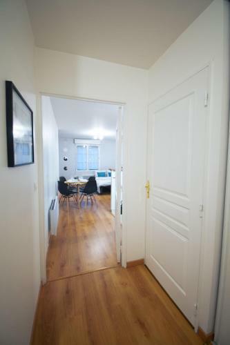 Apartamento Le R�tro Chic - T2 Haut Standing Au C?ur de Corbeil - 48 M2