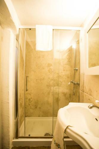Corte Di Bonifacio Typical Bed And Breakfast