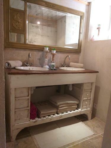 Hostal G�te Estello IV