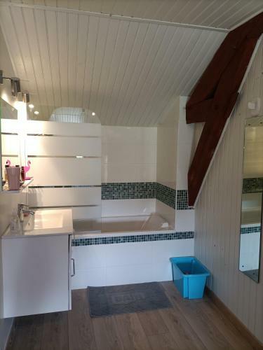 Maison de Campagne Avec Piscine Chauff�e