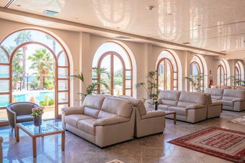 Palm Beach Club Hotel