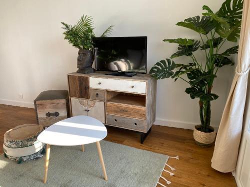 Apartamento Superbe T2 � 150m Des Plages de Juan Les Pins