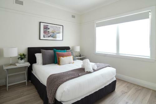 Garden Apartment - Short Walk To Harbour Bridge