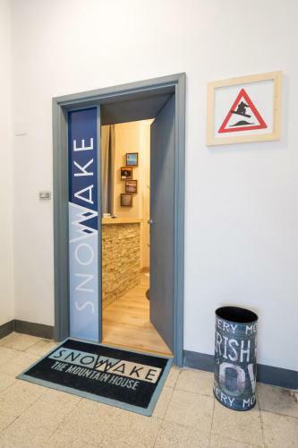Bed & Breakfast Snowake House