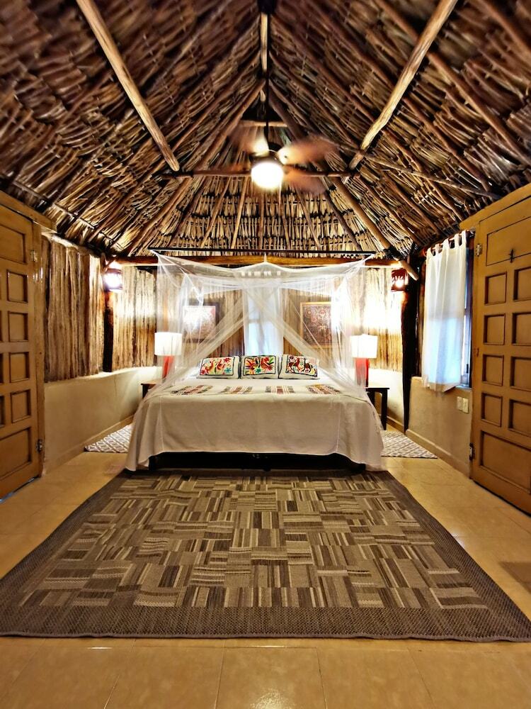 Casa Quetzal Boutique Hotel