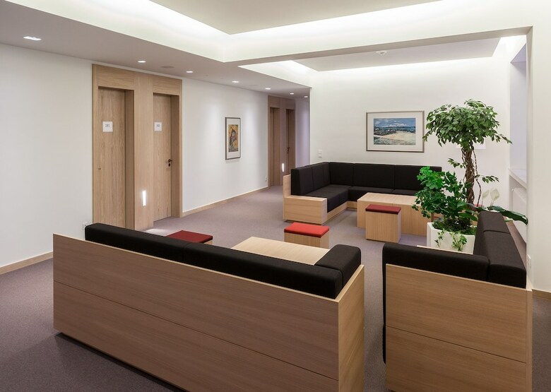 Hotel Kardinal Schulte Haus