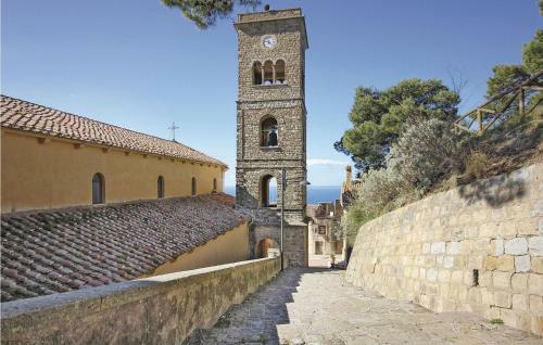 Two-bedroom Apartment In Castellabate