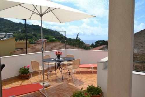 Hostal Caramico Room