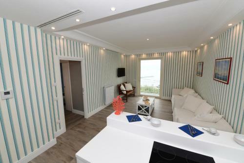 Le Fratte Luxury Home