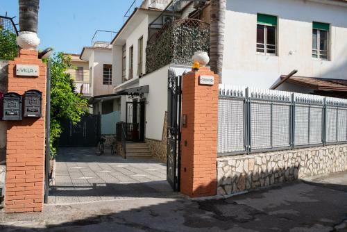 Bed & Breakfast Canelli House