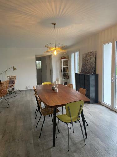 Villa Maison Spacieuse � Deux Pas de La Plage ?