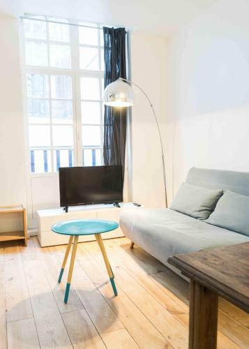 Nice And Bright Apartment