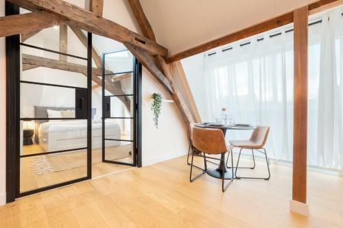 Old Lille - Lovely Typical Apartment!