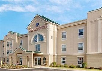 Hotel Comfort Suites East Brunswick