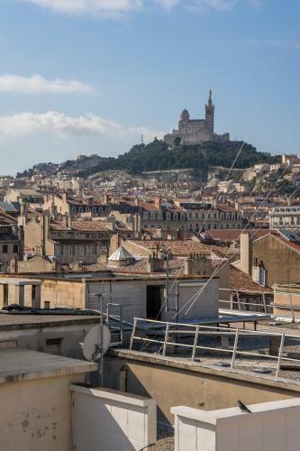 Apartamento Le Saint Roch Magnifique Duplex Traversant