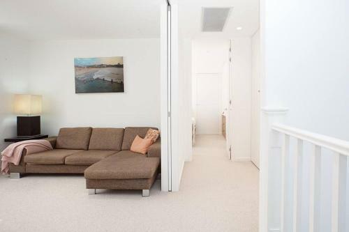 Barker's Charm - Randwick - L'abode Accommodation