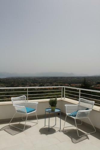 Villa Maria Con Piscina E Vista Mare