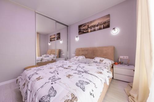Lovely Ultra Modern 3 Bedroom Luxury Apartment.