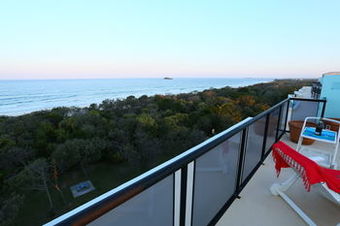 Aparthotel Accommodation San Marino By The Sea