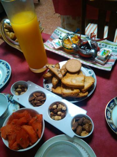 Hostal Restaurante Pirineos