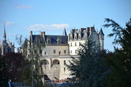 Hostal Manoir Du Parc (Adults Only)