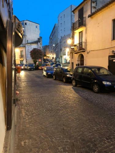 Apartamento Monolocale In Via Poerio