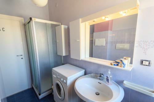 Apartamento Ampio Appartamento Con Box Auto