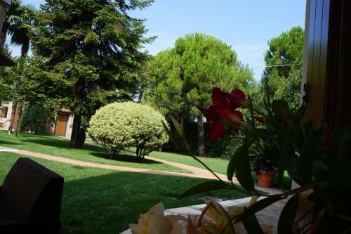 Hostal La Brigata Apartments Suite Room
