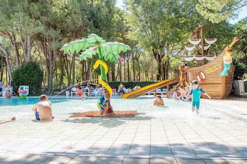 Estivo Premium Mobile Homes On Camping Ca Savio