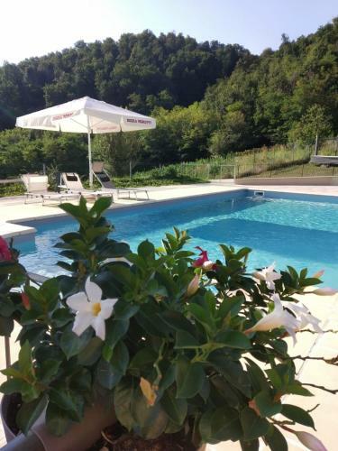 Hostal Dt Cascina Gabannone
