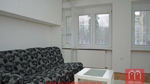 Novoadaptirani Apartman U Centru Sarajeva