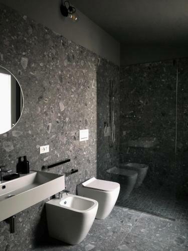 Hostal Whiterooms