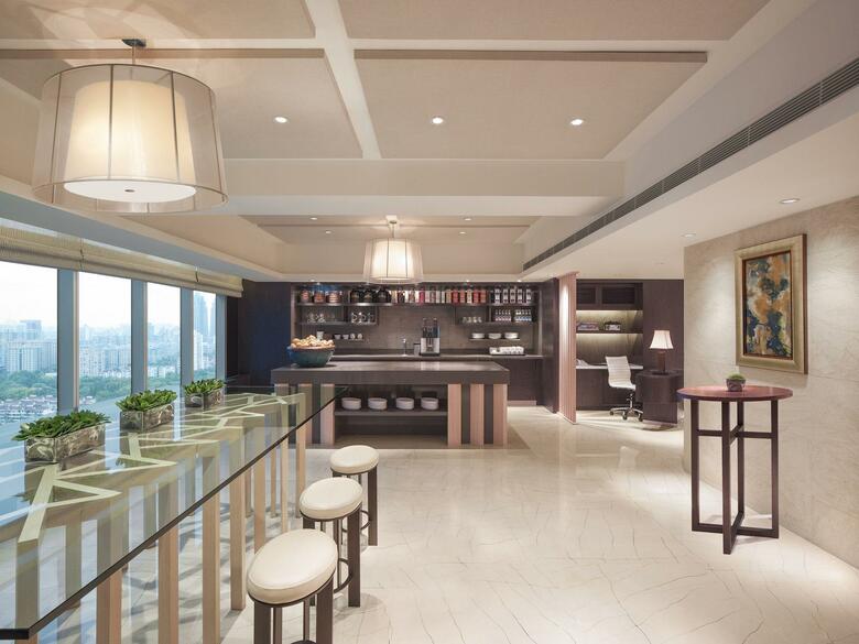 New World Shanghai Hotel