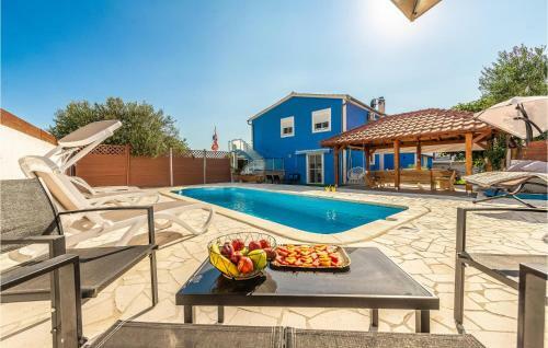 Beautiful Apartment In Vrana With Wifi And 2 Bedrooms