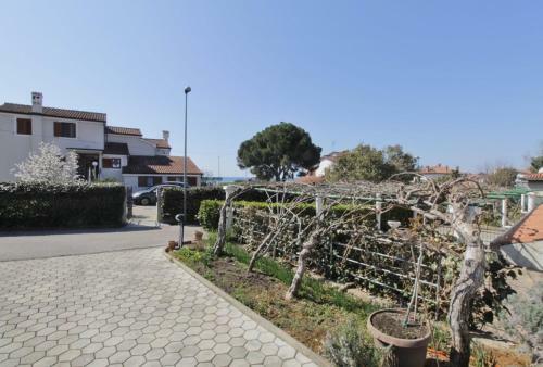 Apartment Kataraina With Sea View