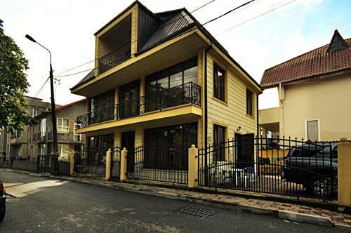 Kobuleti Guest House