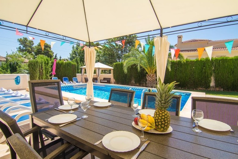Abahana Villa Medina
