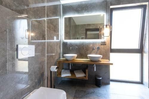 Luxury Villa Grandiosa With Sauna And Jacuzzi