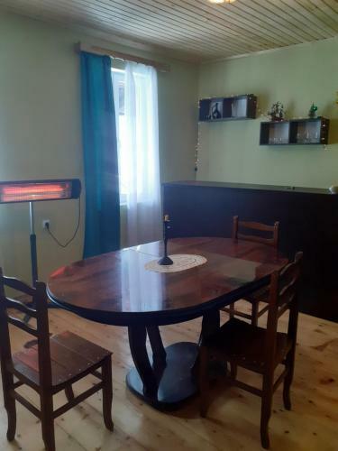 Hostal Guesthouse Mari Mestia