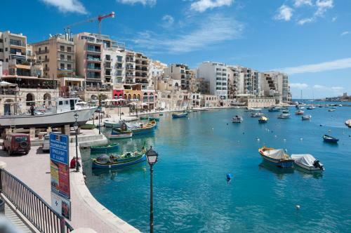 Modern 2 Bedroom Apartment In St Julians