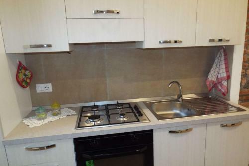 Cefal� Studio Room And Apartments
