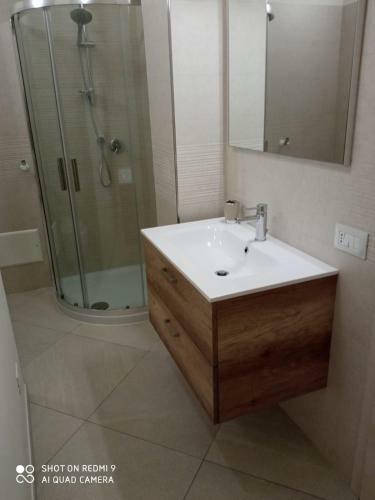Royal View Apartment