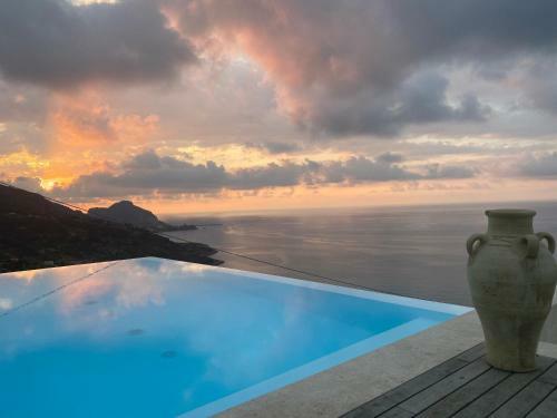 Massimo Villas - Villa Luna With Panoramic Infinity Pool