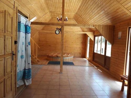 Hostal K�z�pajta Nyaral�