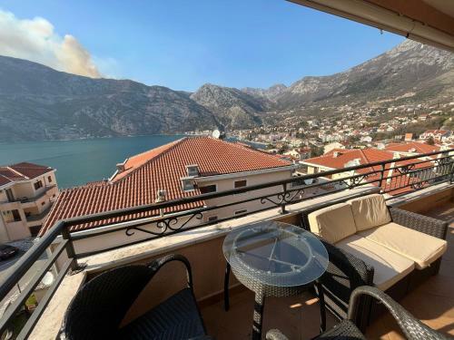Risan Club Apartment Best View