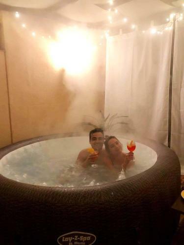 B&B Roomantic & Piscina Idromassaggio